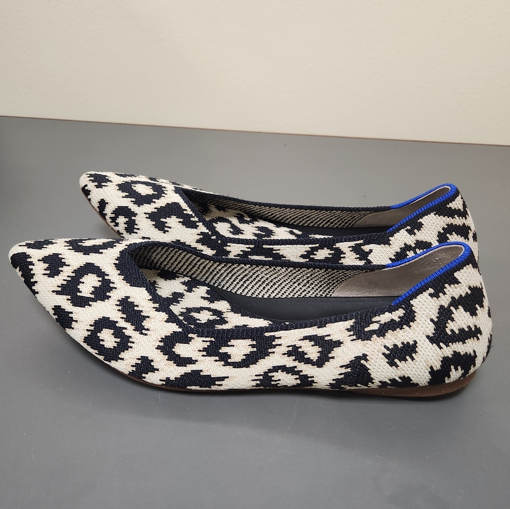 Rothy’s The Point II Sandy Cat Flats Sz 10. Excellent Condition